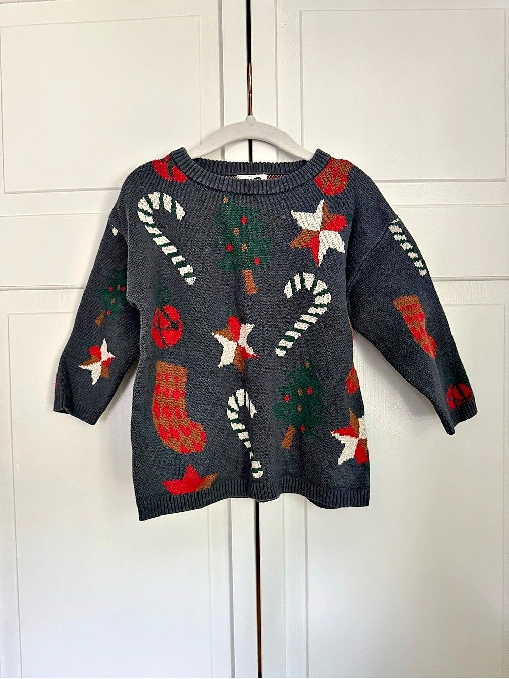 Cotton On Kids Navy Holiday Sweater Like New Size 3T